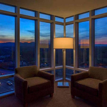 Doubletree By Hilton Asheville Downtown Exteriör bild