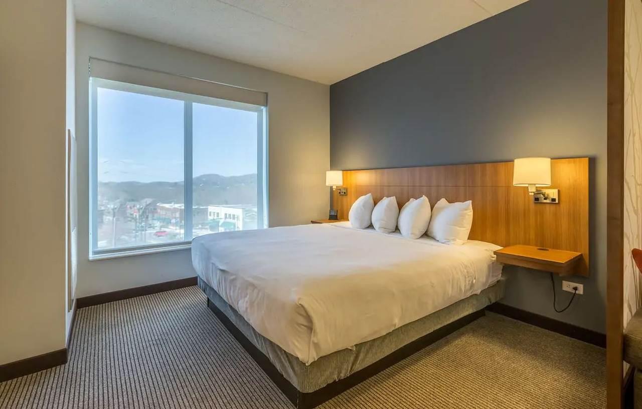 Doubletree By Hilton Asheville Downtown Exteriör bild