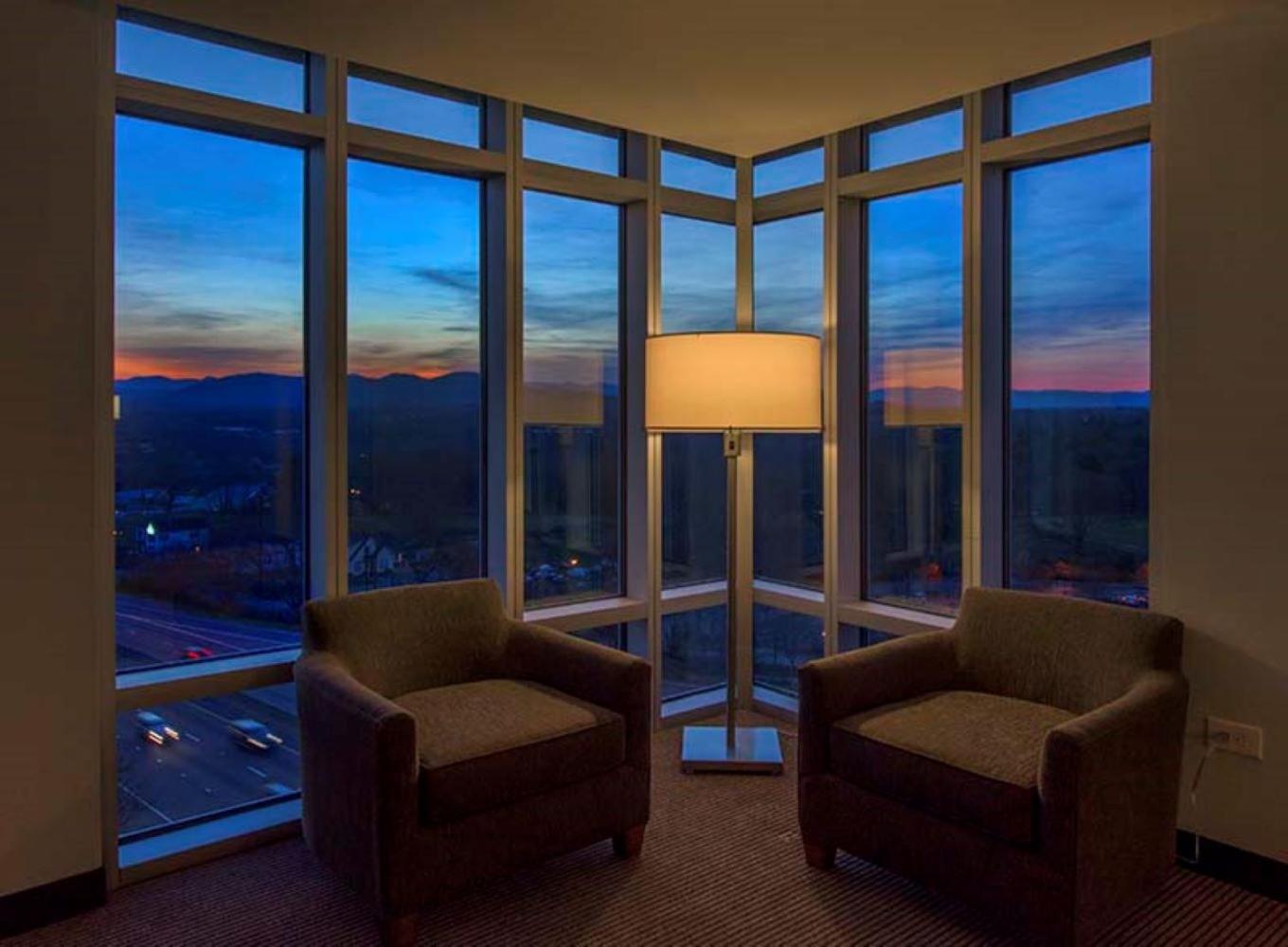 Doubletree By Hilton Asheville Downtown Exteriör bild