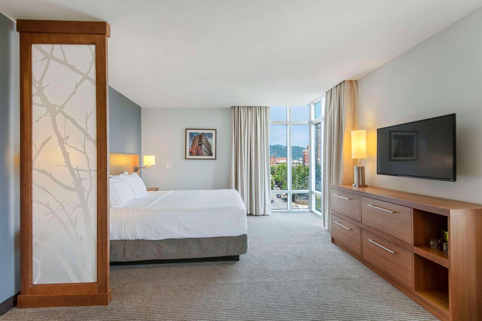Doubletree By Hilton Asheville Downtown Exteriör bild