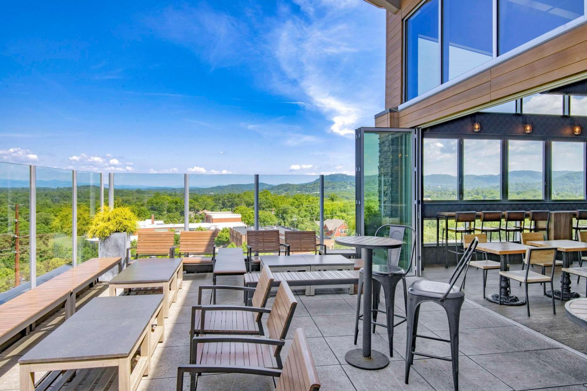 Doubletree By Hilton Asheville Downtown Exteriör bild